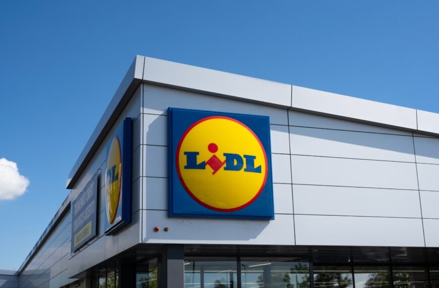 De beste dag om boodschappen te doen bij Lidl (zonder drukte) als u een ouder persoon bent