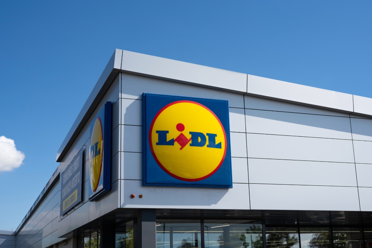 De beste dag om boodschappen te doen bij Lidl (zonder drukte) als u een ouder persoon bent