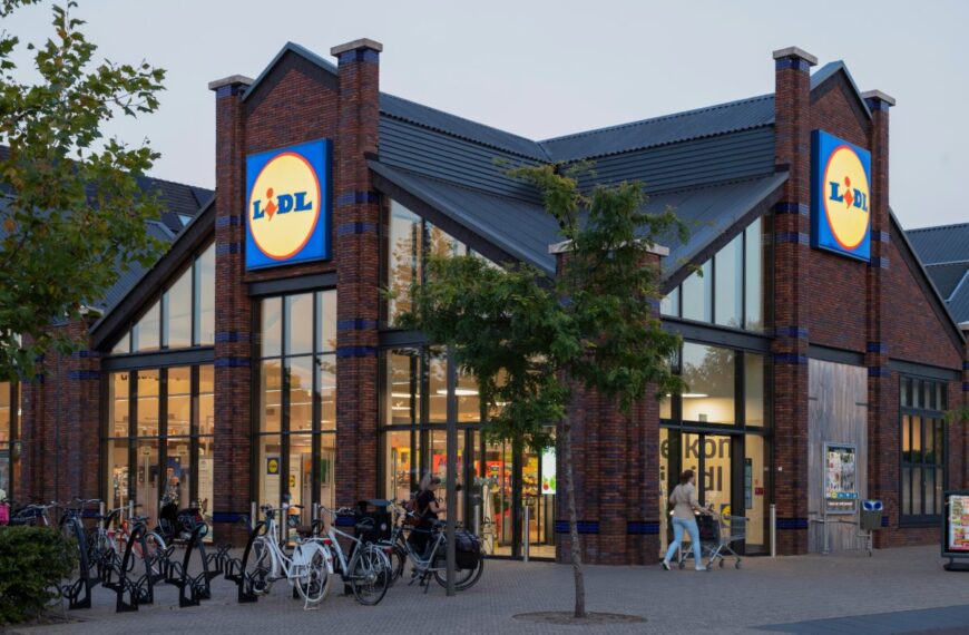 Deze Lidl waterkoker, gekopieerd van een groot merk, wordt nu al tegen twee keer de prijs verkocht