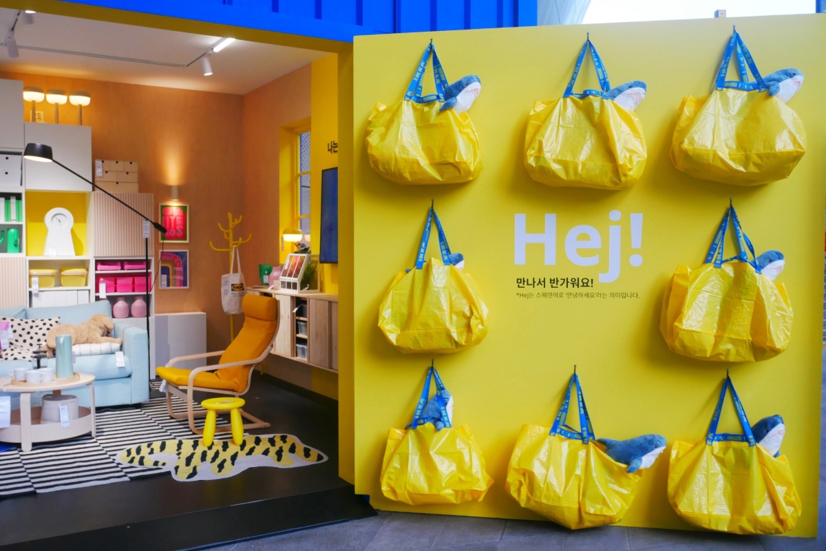 Vereenvoudig uw opruimproces met de Ikea tas techniek, ideaal voor gemakkelijke ontspulling